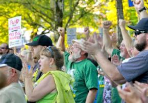 Supporters rally to show their solidarity with ILWU members in Longview, Wash.