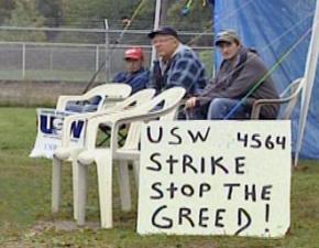 Steelworkers strike against Phillips Manufacturing in Niles, Ohio